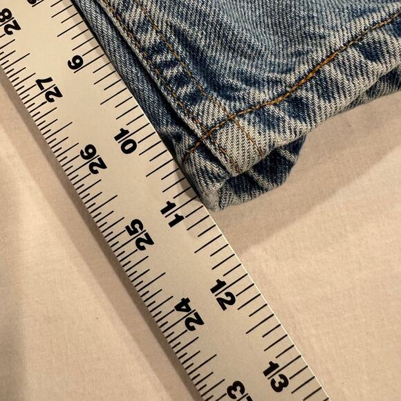 Vintage Levi's 550 Jean Shorts - Picture 7 of 7